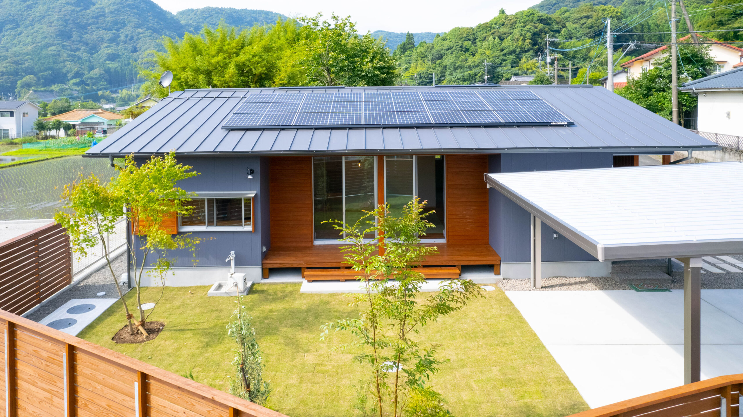 シンプルだけどのびやかに。土間テラスのある24坪の平屋見学会